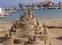 В Турции строят замки из песка