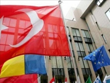  ЕС почти достиг согласия в вопросе начала визового диалога с Анкарой