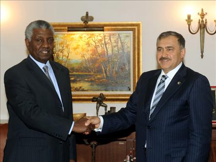  Турция выступает за сотрудничество с Суданом