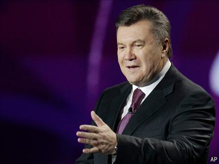  Виктор Янукович выступил по случаю 68-й годовщины депортации крымских татар
