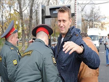  Журнал «Time» включил российского писателя Навального в список « самых влиятельных лиц мира»